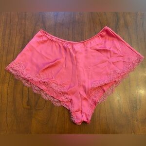 Victoria’s Secret Pink Satin Lace Cheeky Sleep Shorts Lingerie size small